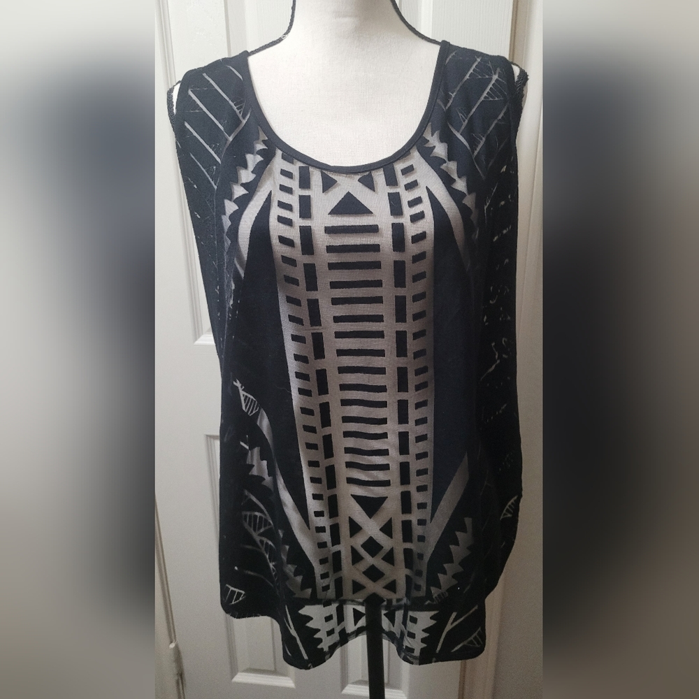 4/$25 Mossimo XL Black semi sheer Tank Top Used Great condition